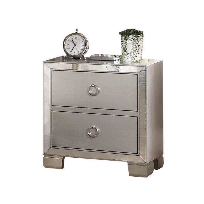 Voeville II - Nightstand - Silver