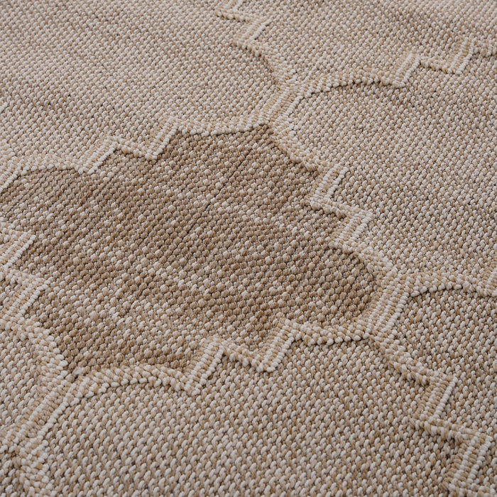 Guros - 5' x 7' Trellis Indoor / Outdoor Area Rug - Cream