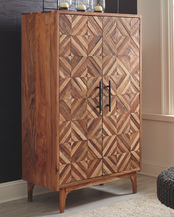 Gabinwell - Brown / Beige - Accent Cabinet