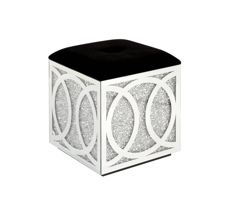 Noralie - Medium Sized Mirrored And Faux Diamonds Ottoman With Storage - Silver