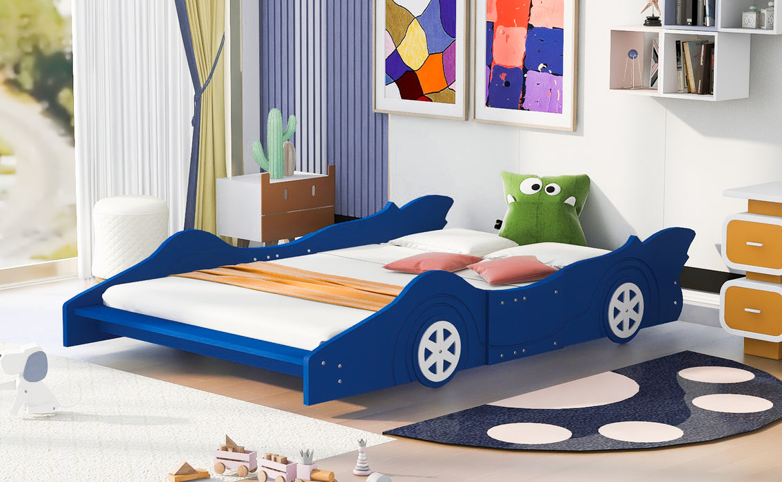 Cama con plataforma en forma de coche de carreras de tamaño completo con ruedas, azul