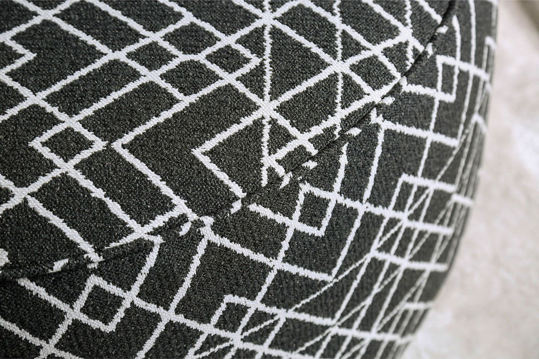 Patricia - Ottoman - Black / Pattern